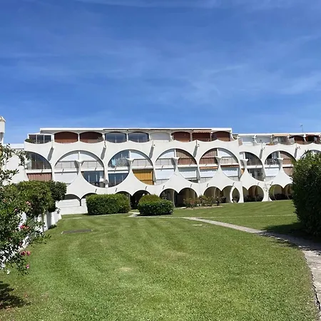 Apartment Familial 2 Ch. A 50m De La Avec Parking, Motte - Fr-1-790-18 *