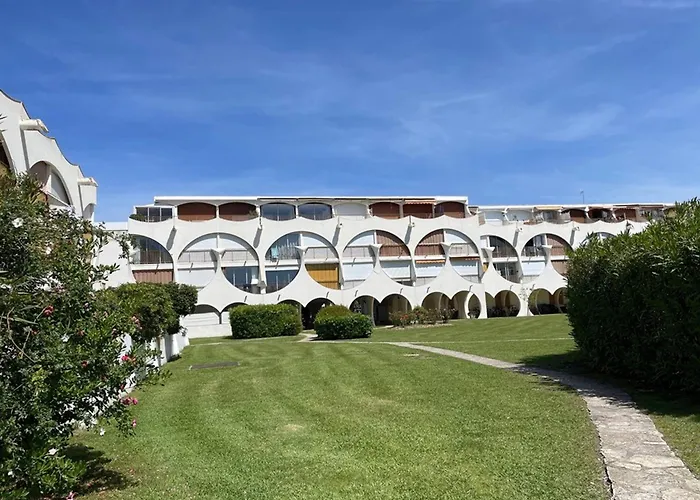 Apartment Familial 2 Ch. A 50m De La Avec Parking, Motte - Fr-1-790-18 *